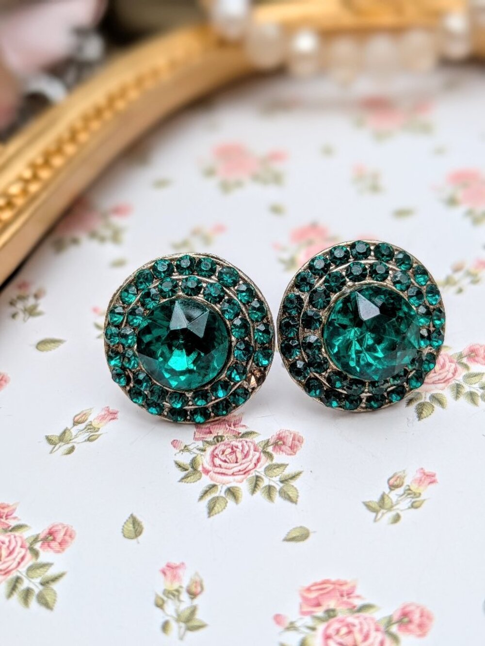 Vintage 1940's Screw Back Green Rhinestone Earrings, AS IS